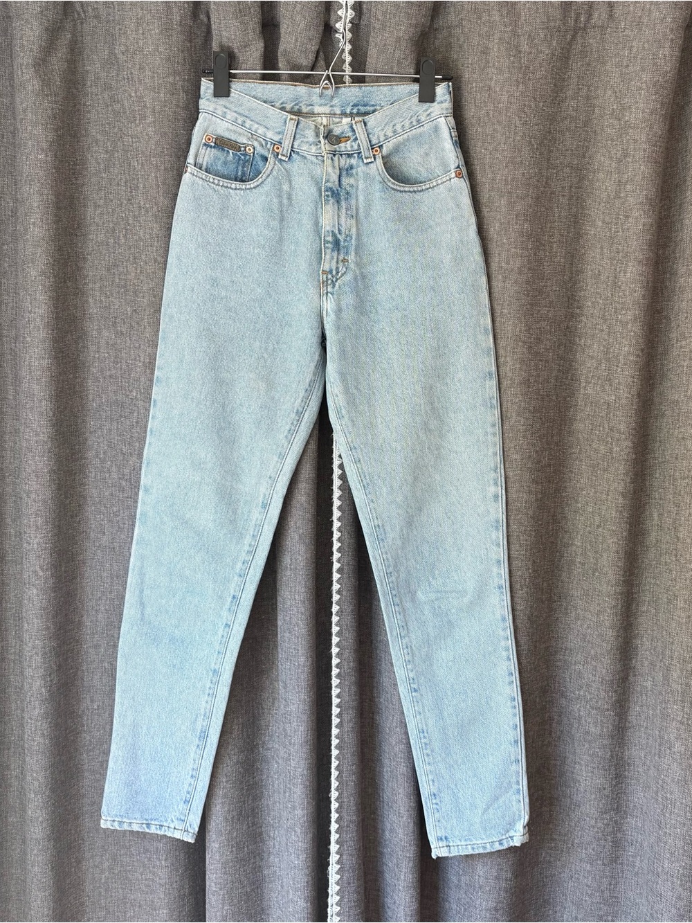 Calvin Klein Classic High-Waist Light Blue Women's Mom Jeans